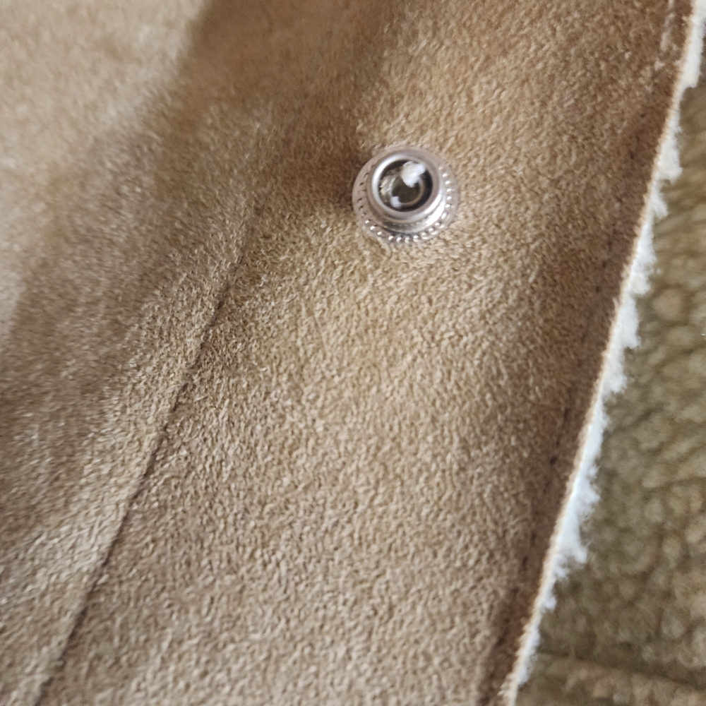 Old Navy Men's Tan Shearling Jacket - Picture 4 of 11